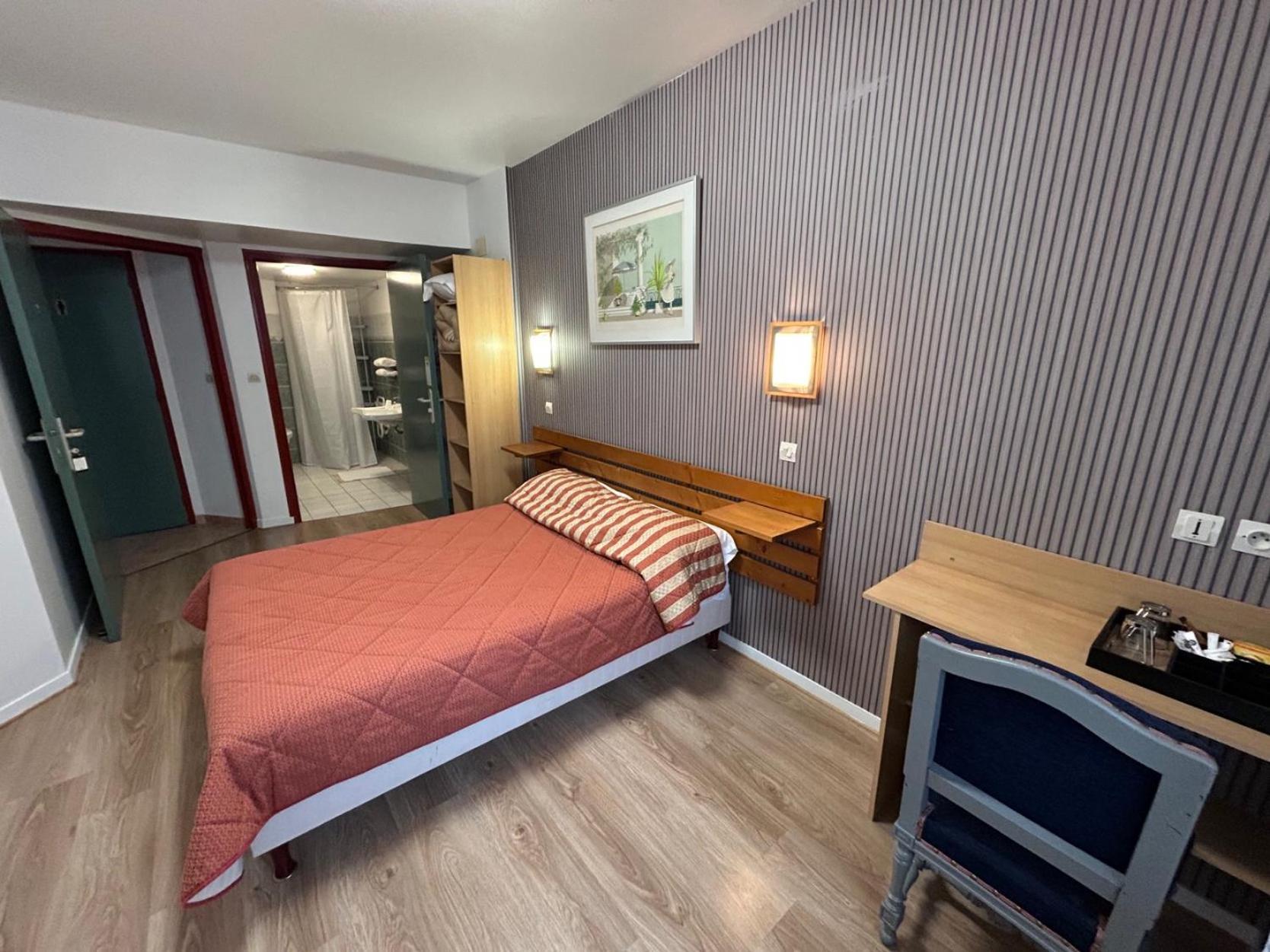 chambres d'hotes du colvert Forges-les-Eaux Extérieur photo