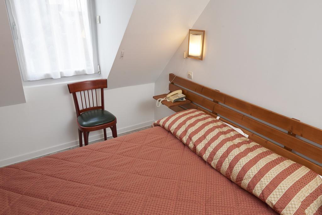 chambres d'hotes du colvert Forges-les-Eaux Extérieur photo