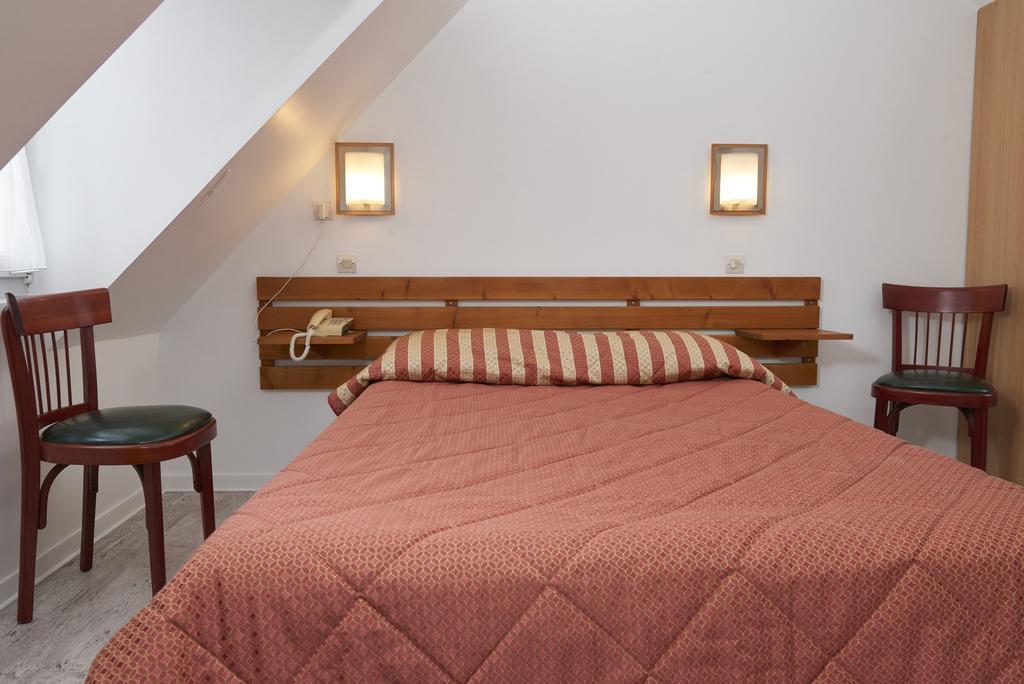 chambres d'hotes du colvert Forges-les-Eaux Extérieur photo